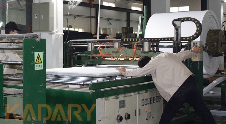 EVA泡棉冲压成型会出现的问题(图1)